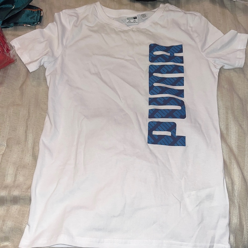 Girls Puma T-Shirt 10-12 Medium